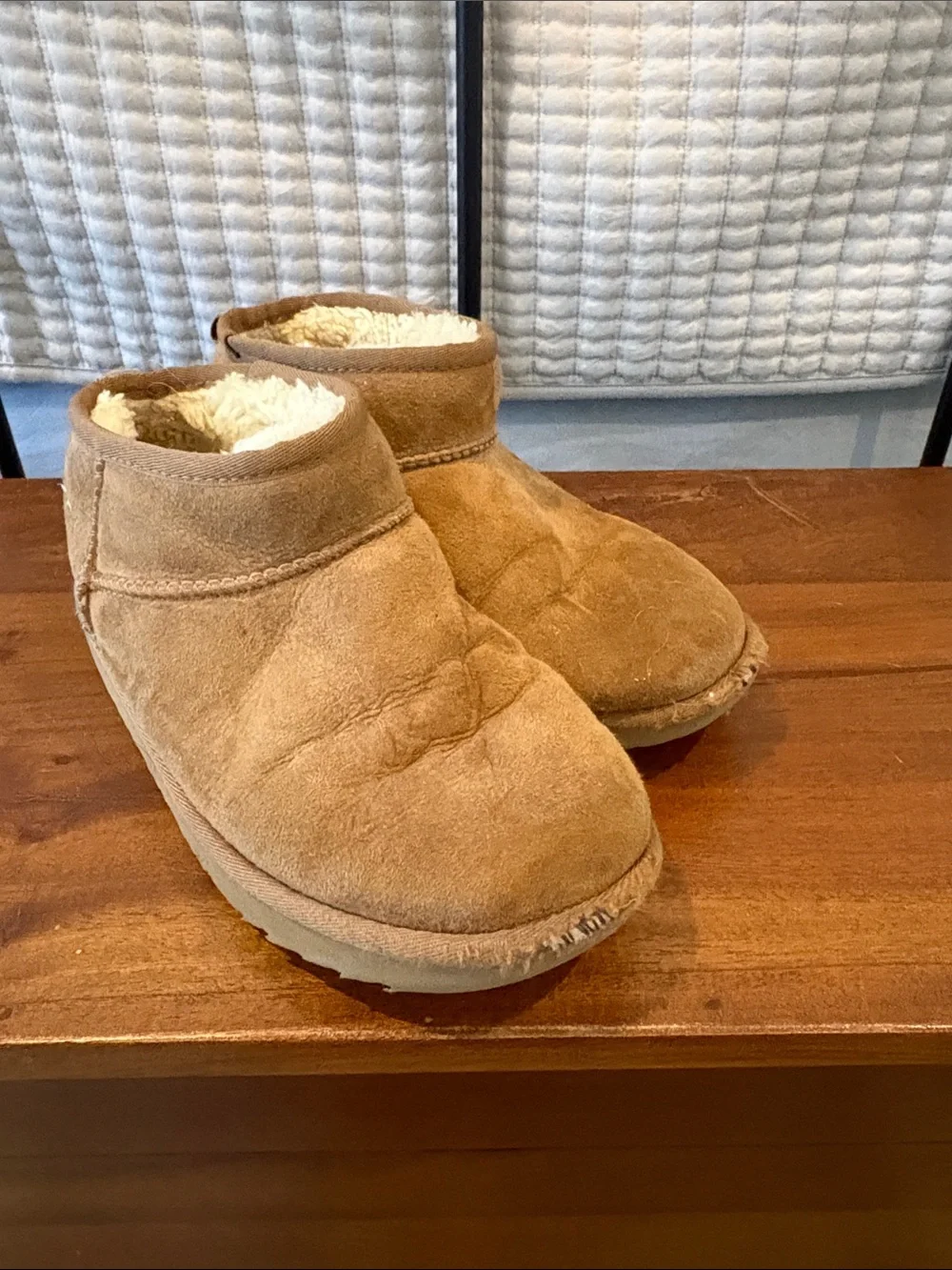 UGG Kids Suede Slip-On Boots - Chestnut/Tan
